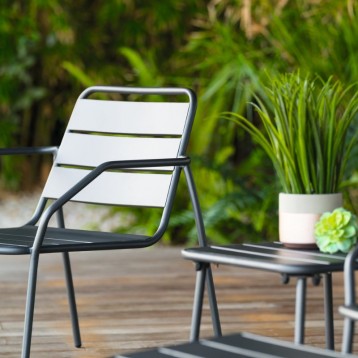 Detalle ambiente Muebles De Exterior Jardín Phuket 5 Piezas Color Gris Grafito 2