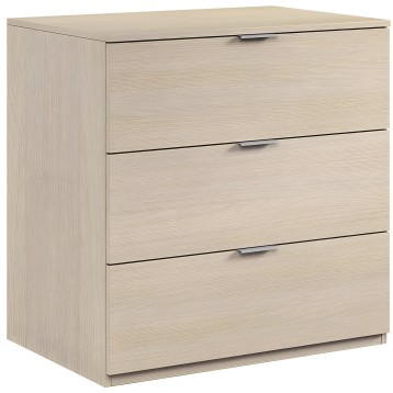Cómoda de madera clara con tres cajones y tiradores metálicos