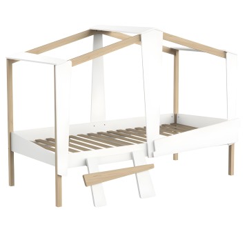 Cama con dosel blanca y madera natural con estructura de cuatro postes y somieres de lamas