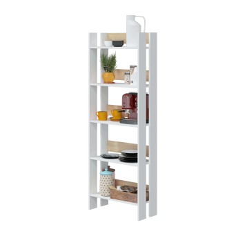 Estantería alta blanca con estantes de madera natural y laterales abiertos decorada con plantas y objetos de cocina