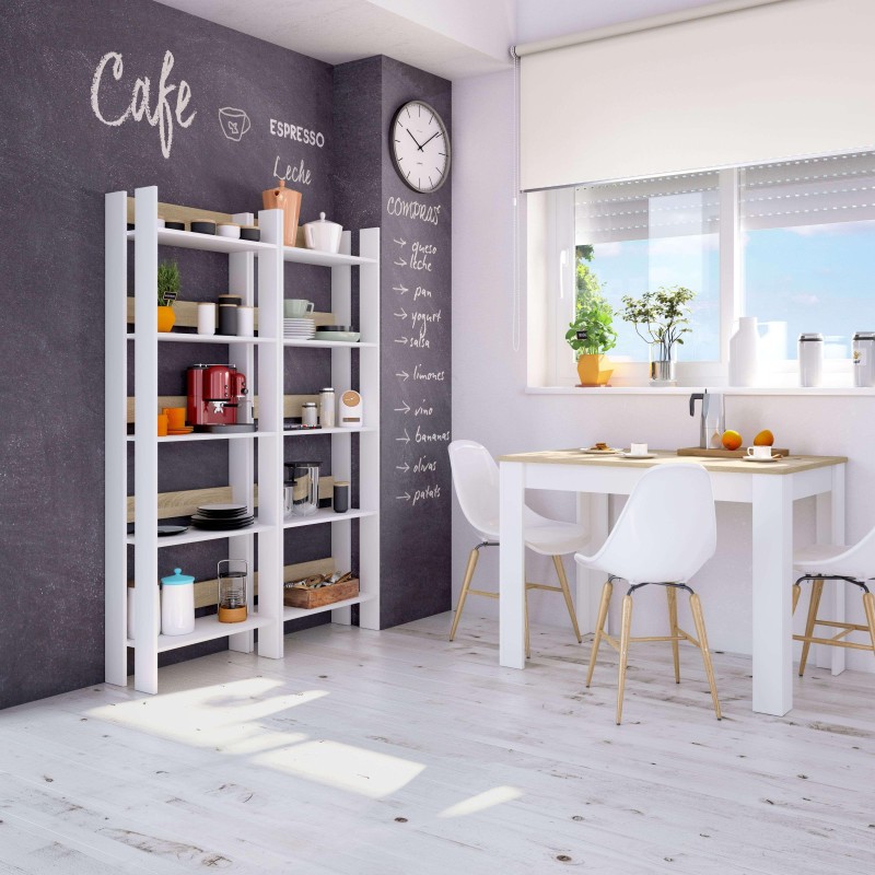 Estantería blanca de madera con múltiples compartimentos y detalles en madera natural en ambiente de cocina moderna