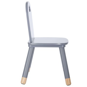 Silla infantil con asiento y respaldo redondeado blanco y estructura gris con patas de madera natural