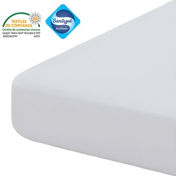 Almohada gris claro con tecnología Sanitized Actifresh y certificación textil de confianza