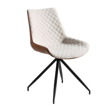 Silla giratoria con asiento acolchado blanco y respaldo en cuero marrón sobre base metálica negra