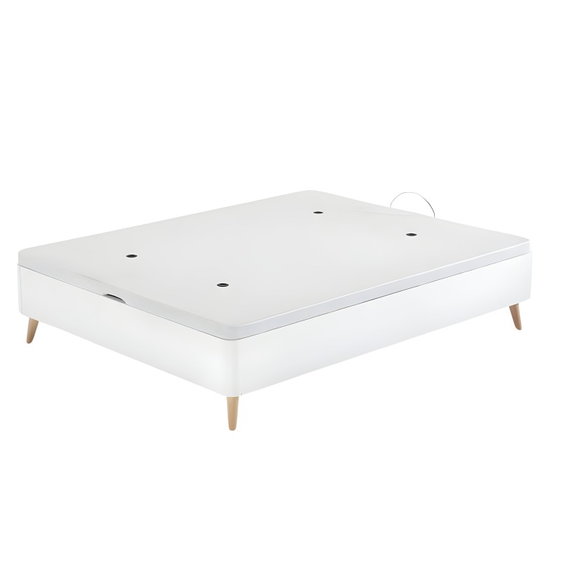 Canapé blanco con tapa acolchada y patas de madera clara estilo nórdico